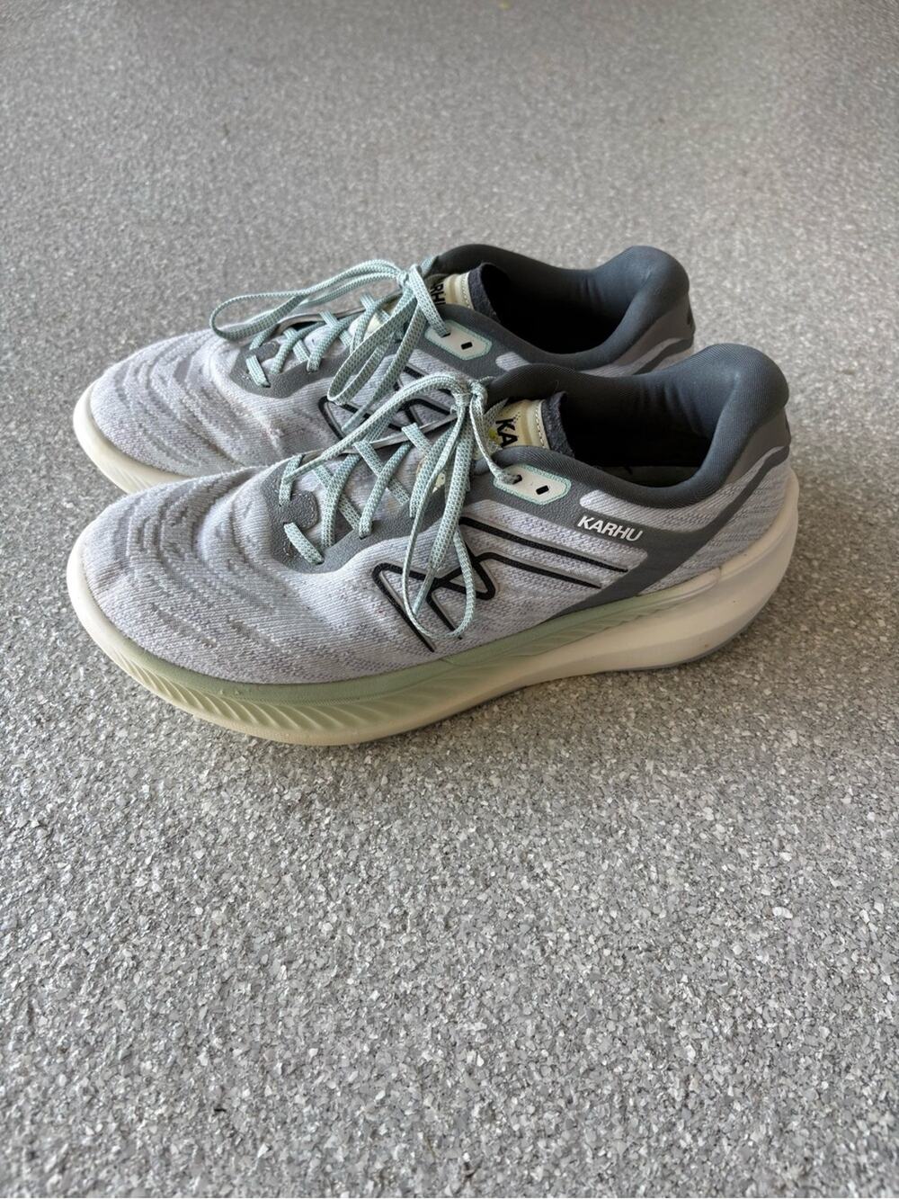 Karhu Women's Fusion 4.0 running shoes size 9.5